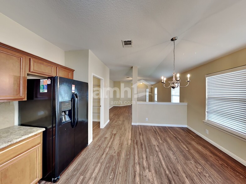 Building Photo - 2240 Hazelwood