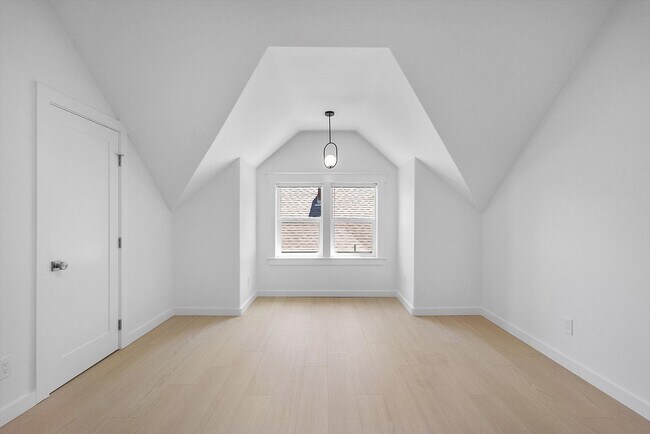 Building Photo - 1531 Lafayette St