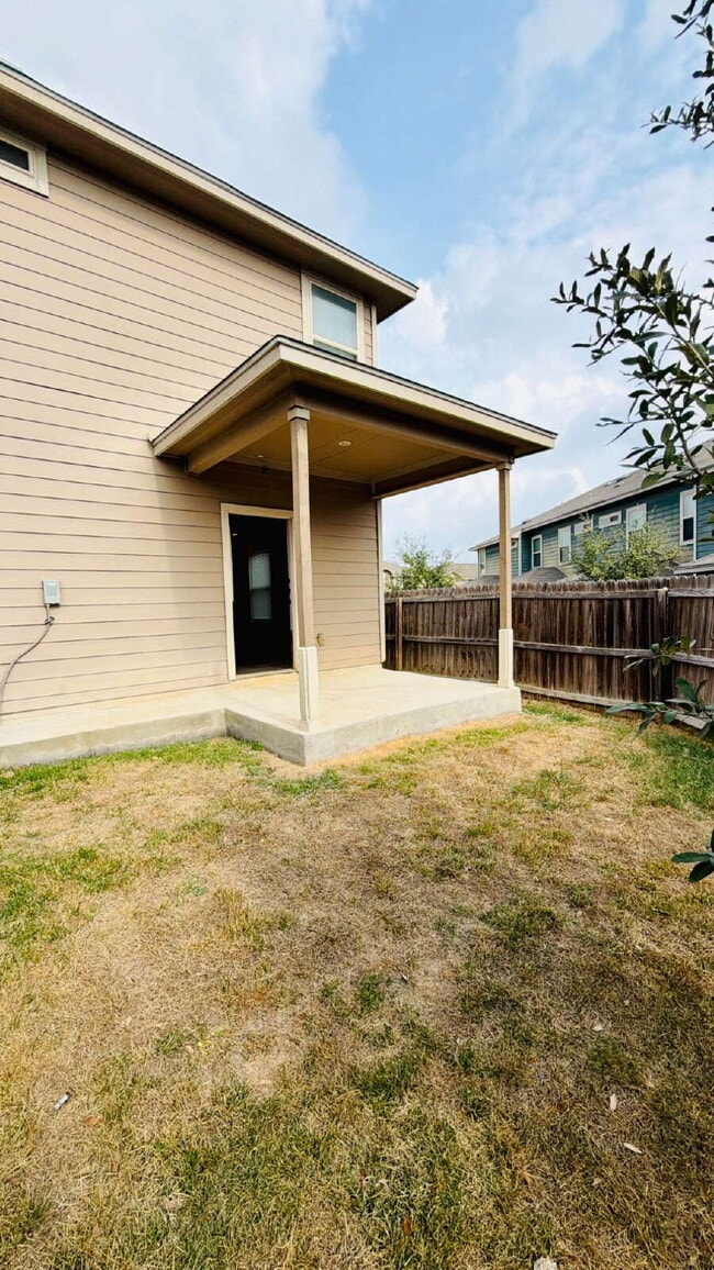 Building Photo - 7108 Micayla Cv