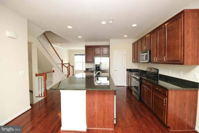 Building Photo - 25504 Feltre Terrace