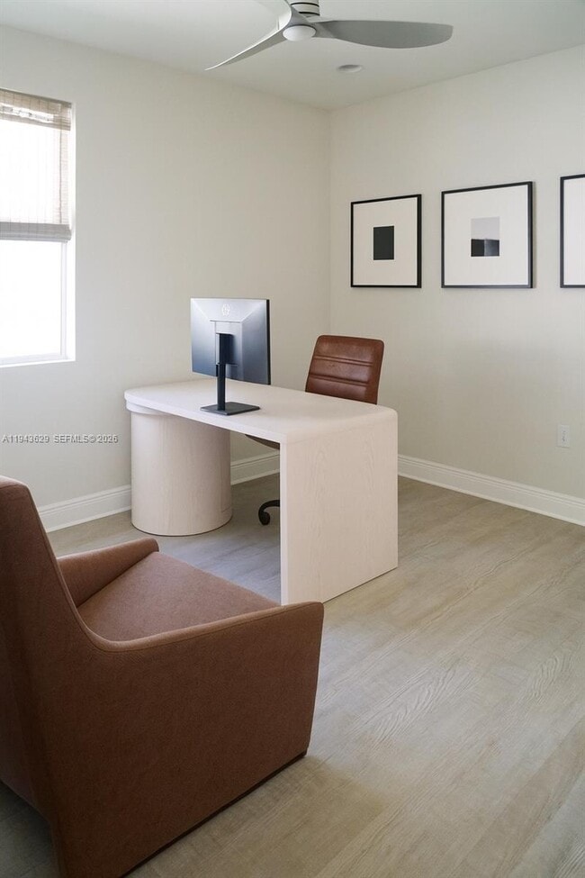 Building Photo - 1139 NE 3rd Ave