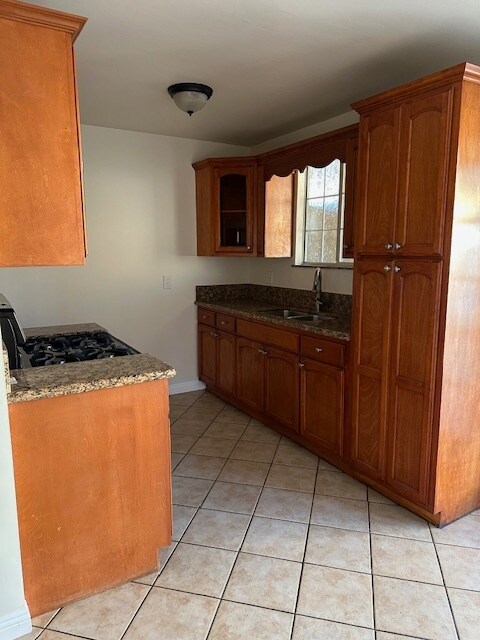 Kitchen - 11508 Leland Ave