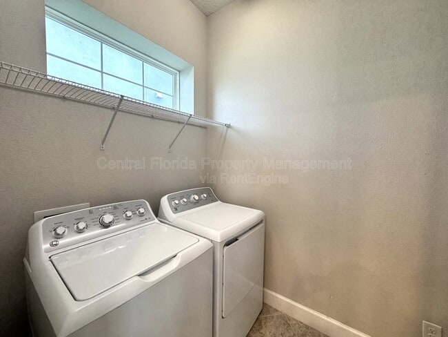 Building Photo - 13808 Chauvin Ave