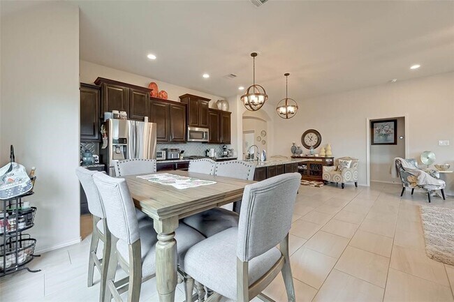 Building Photo - 29026 Crystal Rose Ln