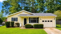 Building Photo - 1050 Greendale Ln