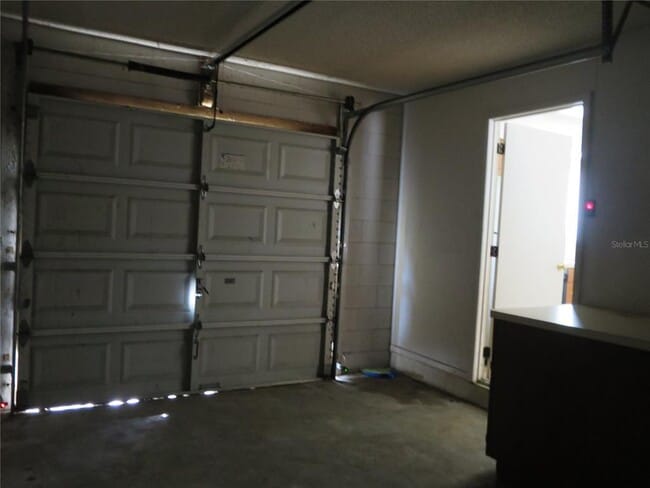 Building Photo - 10443 Manassas Cir