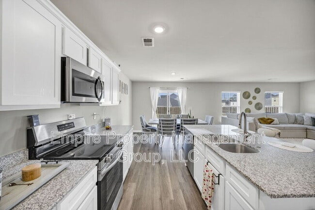 Building Photo - 706 Common Widgeon Wy