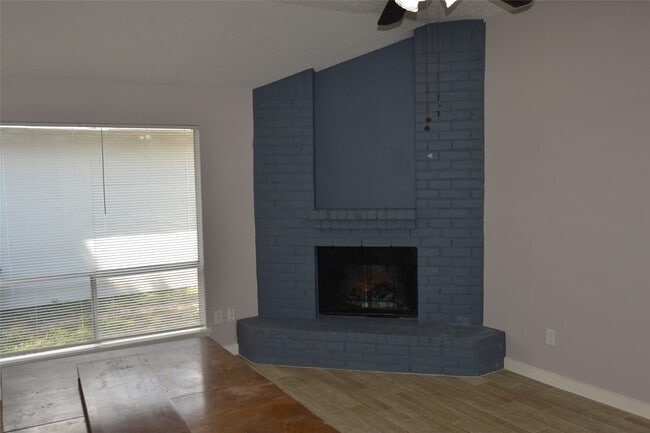 Building Photo - 9130 Autumn Harvest Dr