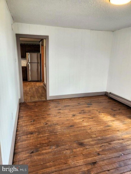 Building Photo - 1286 S Imler Valley Rd