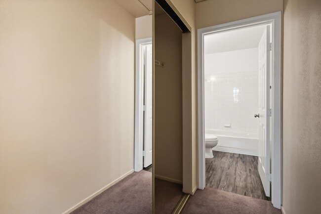 Building Photo - 2600 Autumn Blaze Ave