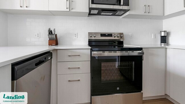 Building Photo - 7301 Lake Bank Lp