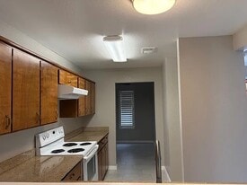 Building Photo - 2400 Eilers Ln