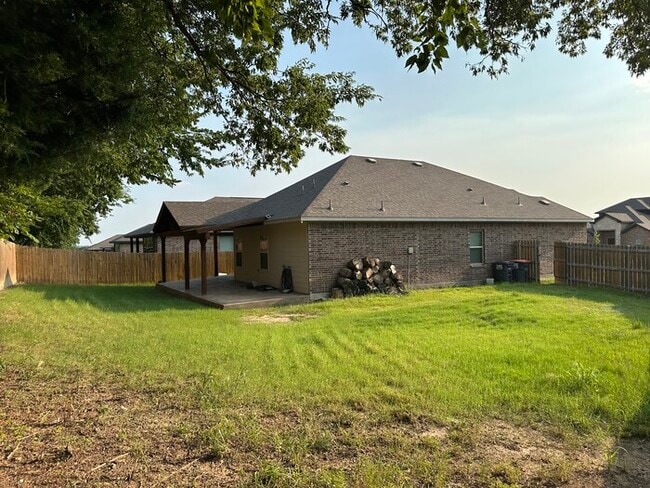 Building Photo - Charming 3 beds 2 baths in Anna!