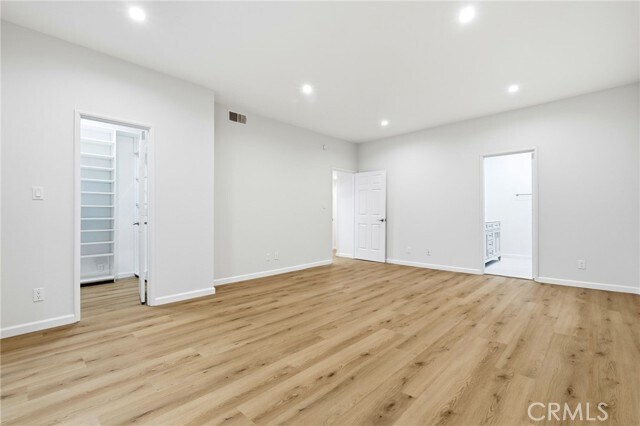 Building Photo - 2219 S Bentley Ave