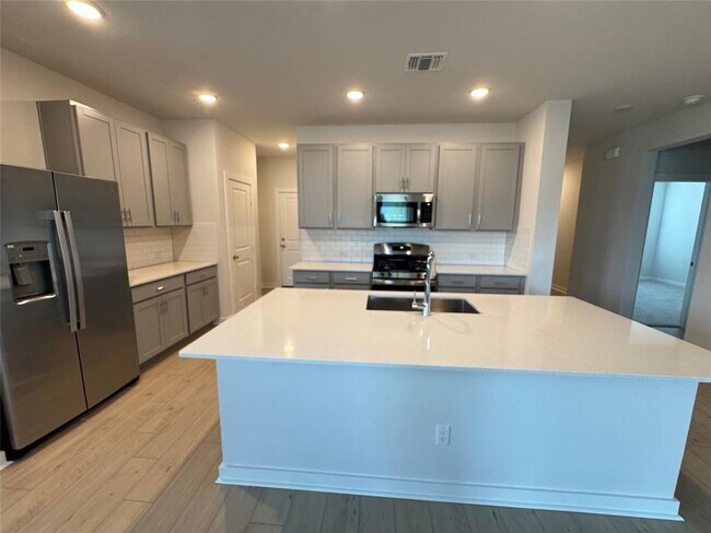 Building Photo - 116 Corn Ln