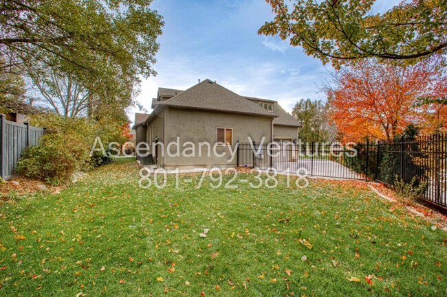 Building Photo - 629 Holly Haven Cir