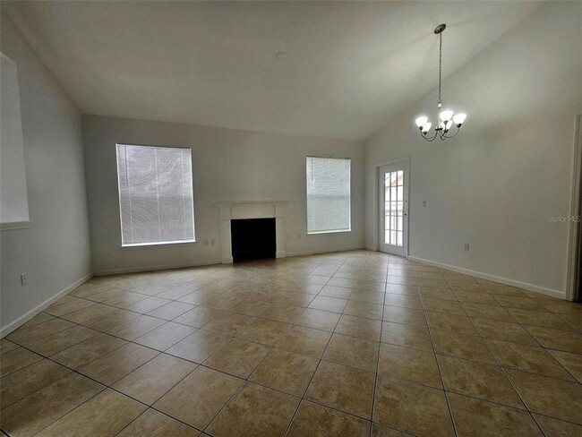 Building Photo - 17983 Villa Creek Dr