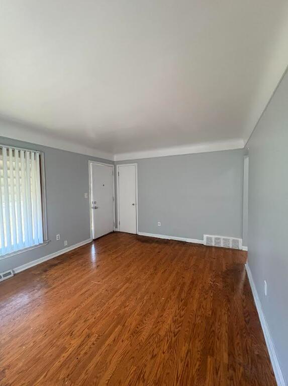 Building Photo - 19961 Pinehurst St