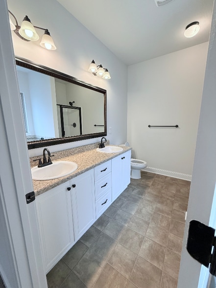 Building Photo - 508 Cranberry Cir