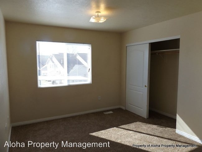 Building Photo - 2146 Lexis Ln