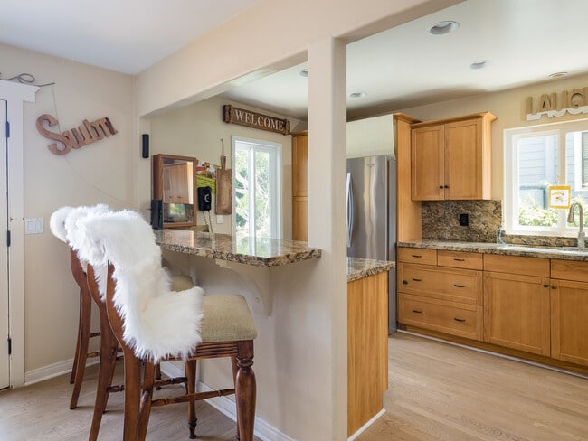 Building Photo - 416 Virginia St