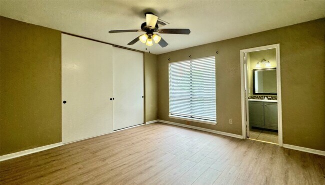 Building Photo - 11311 Harwin Dr.