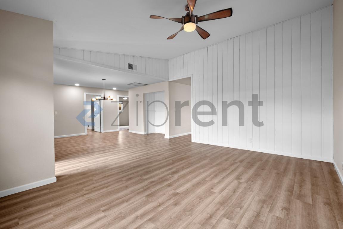 Building Photo - 208 Richard Pl