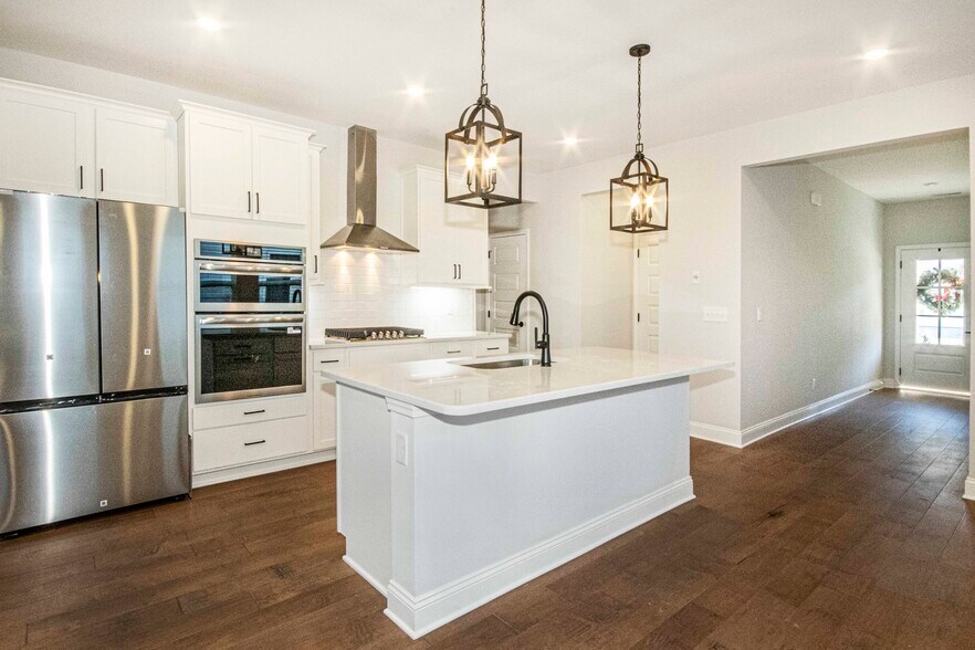 Building Photo - 12717 Duckfoot Ln