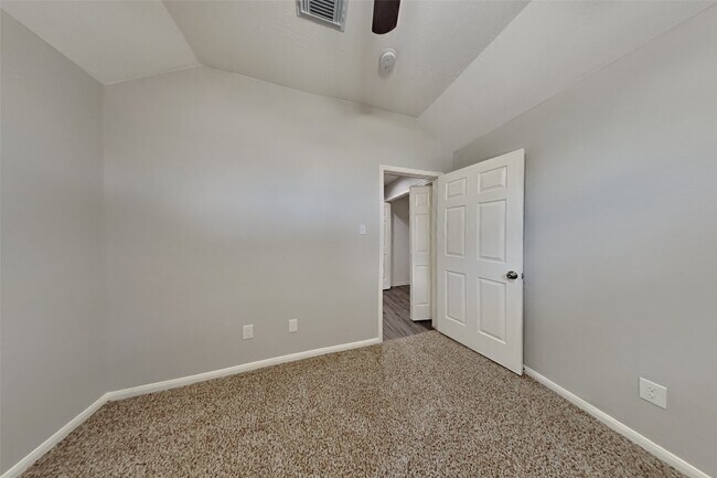 Building Photo - 20311 Longspring Dr