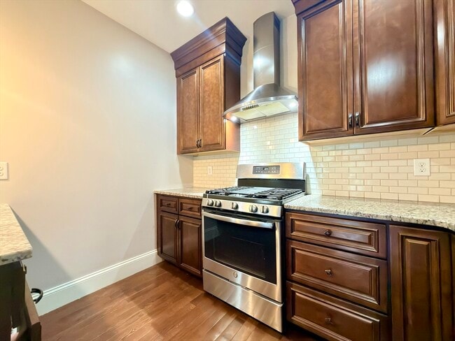 Building Photo - 99 Brookview Rd