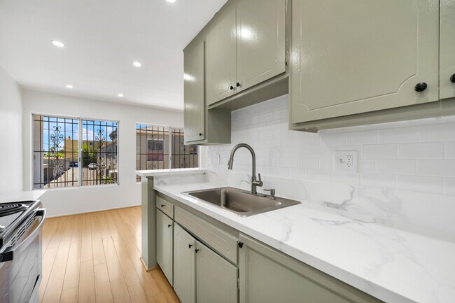 Floorplan - Oxford Apartments