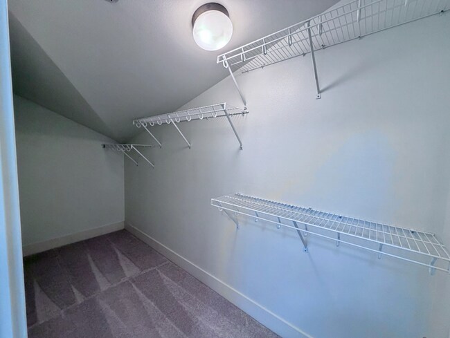 Building Photo - 517 N 39th St