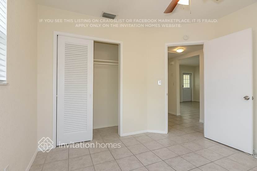 Building Photo - 2160 Riviera Dr