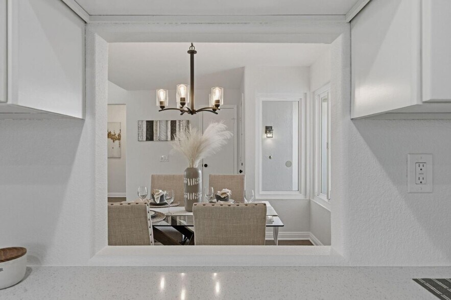 Building Photo - 73 Grandwell Way