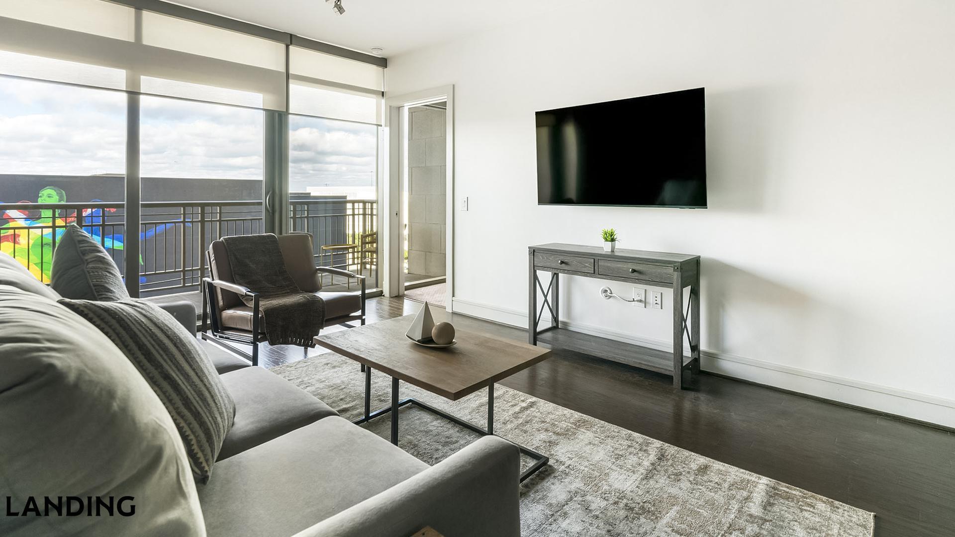 Building Photo - 777 Preston St