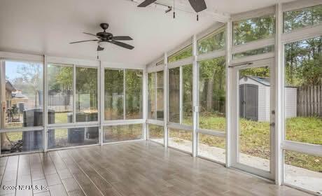 Building Photo - 11239 Justin Oaks Dr N