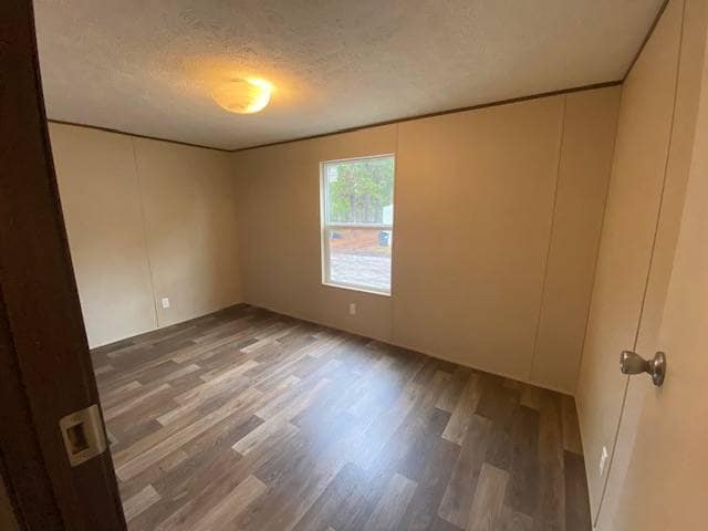 Building Photo - 1037 Victoria St