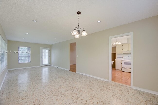 Building Photo - 229 Candia Ave