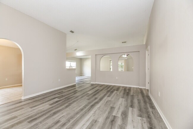 Building Photo - 141 Sterling Hill Dr