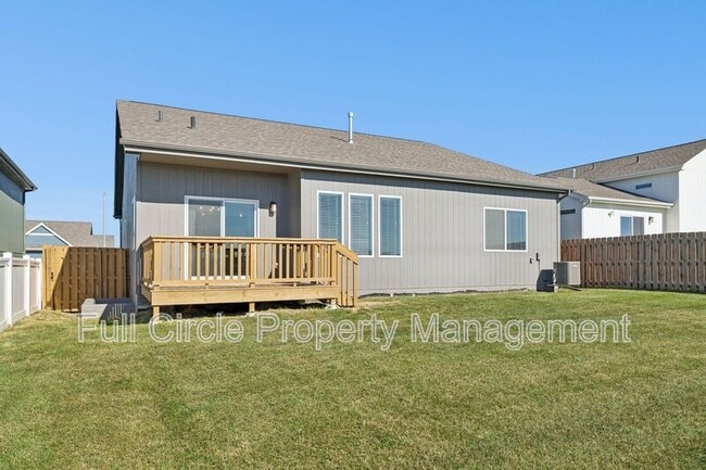 Building Photo - 16915 Nebraska Ave