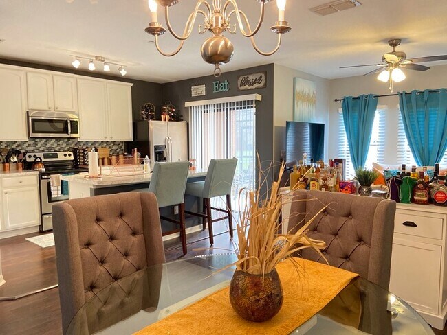 Building Photo - 9560 Muse Pl