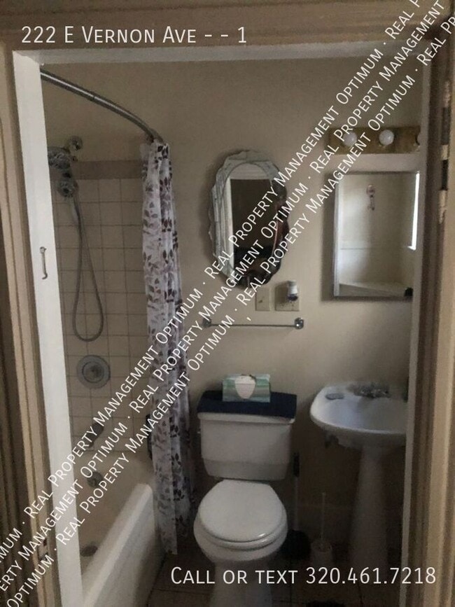 Building Photo - 222 E Vernon Ave