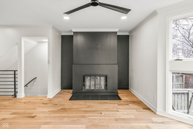 Building Photo - 512 Lockerbie Cir N