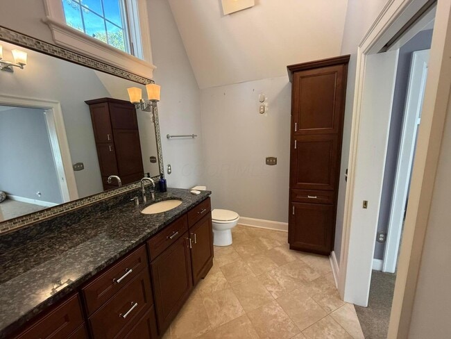 Building Photo - 2629 E Broad St