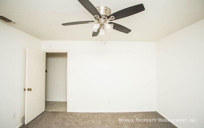 Building Photo - 4628 Kemper St