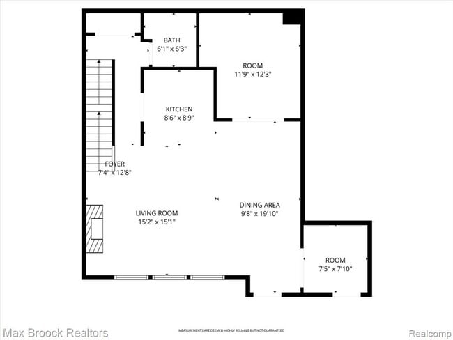 Building Photo - 3255 Camden Dr