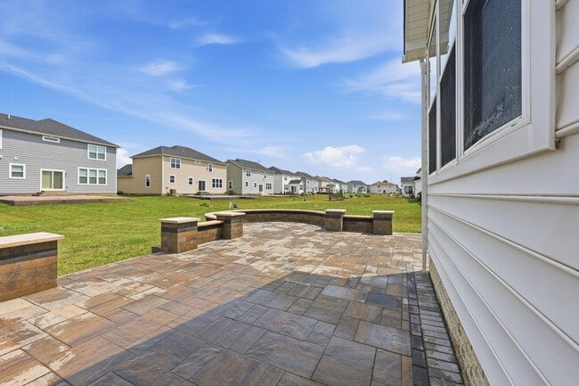 Building Photo - 637 Bald Eagle Dr