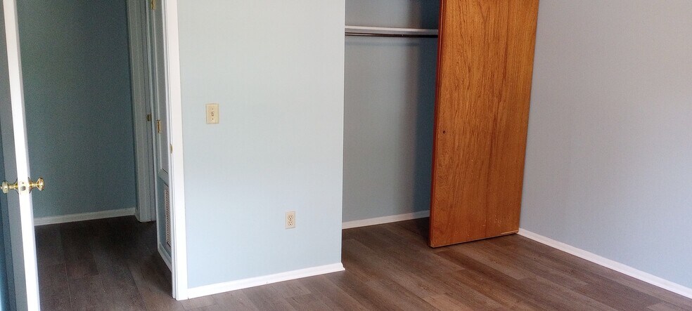 Lots of space - 105 Magnolia Dr