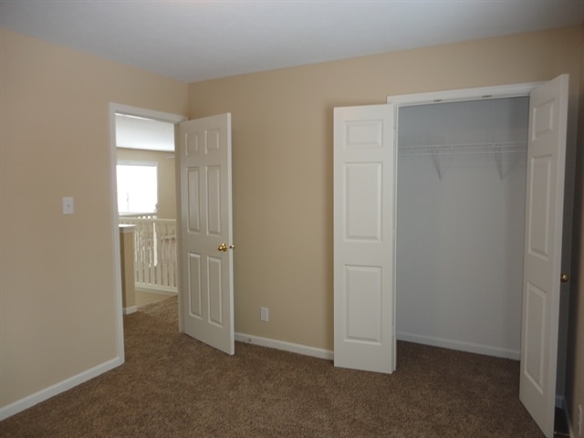 Building Photo - 8637 Trumpeter Dr