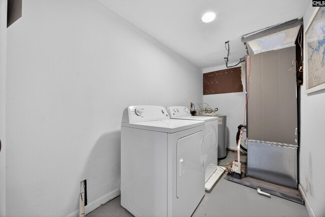 Building Photo - 298 Outrigger Ln